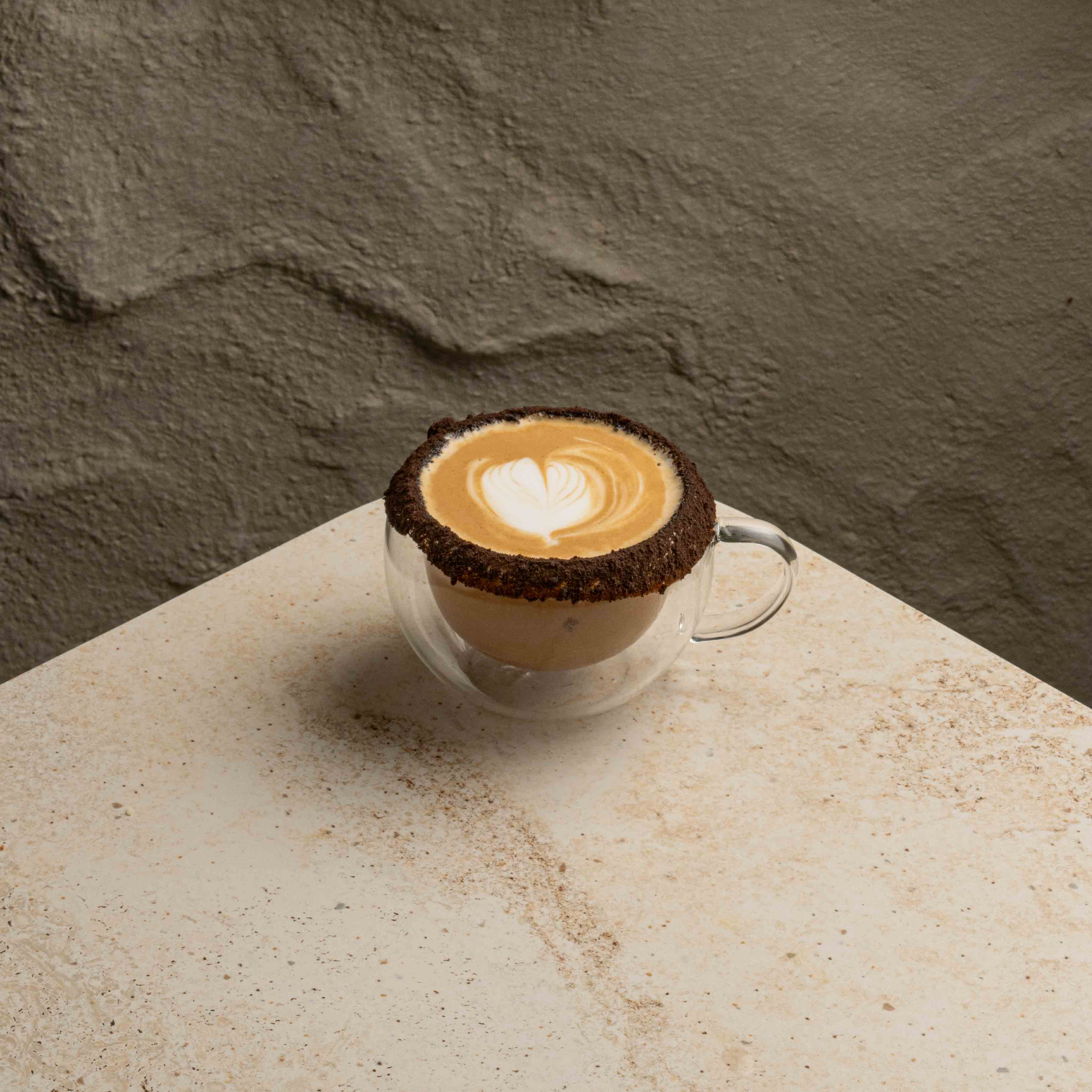 ديرتي لاتيه