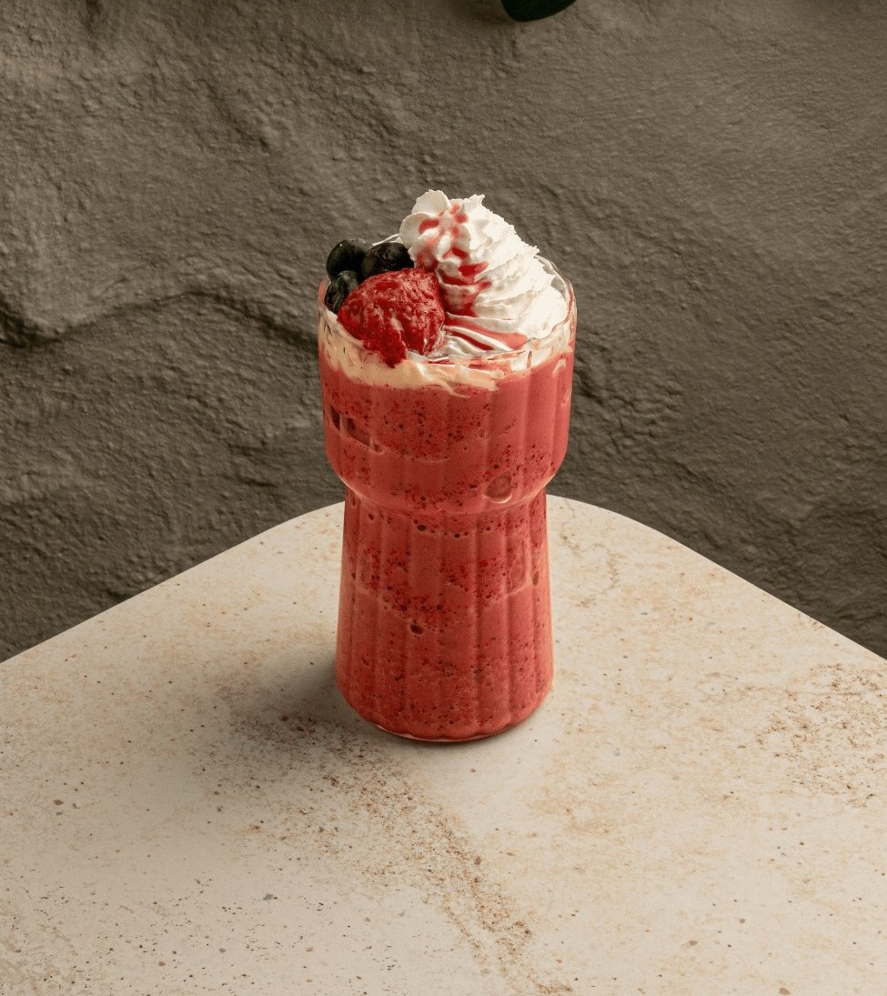 ميلك شيك فراولة