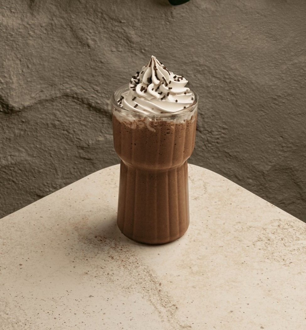 ميلك شيك شوكولاتة